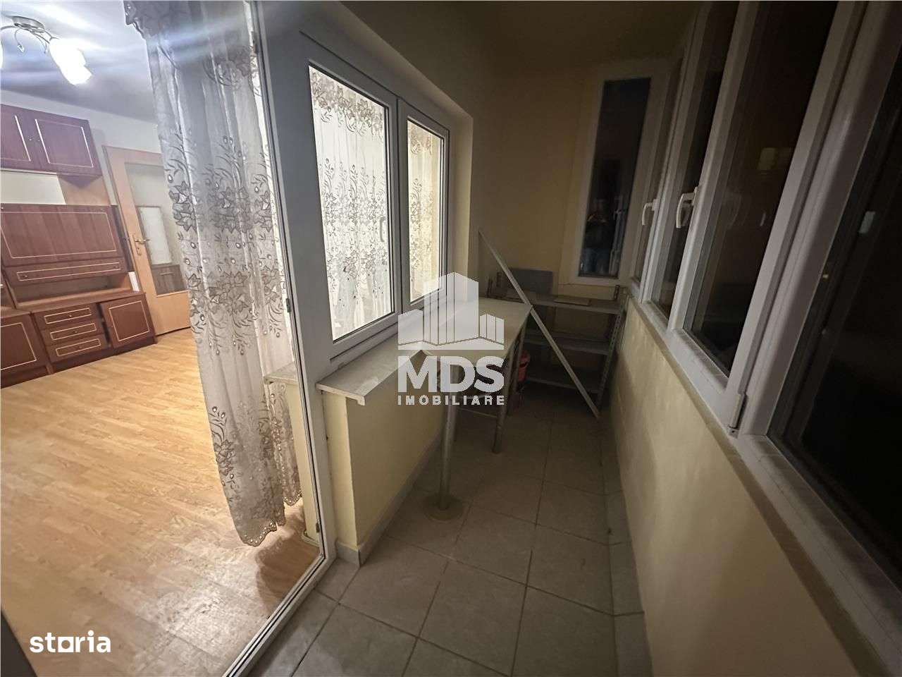 56mp, mobilat si utilat in bloc anvelopat lingă piata Doina-8