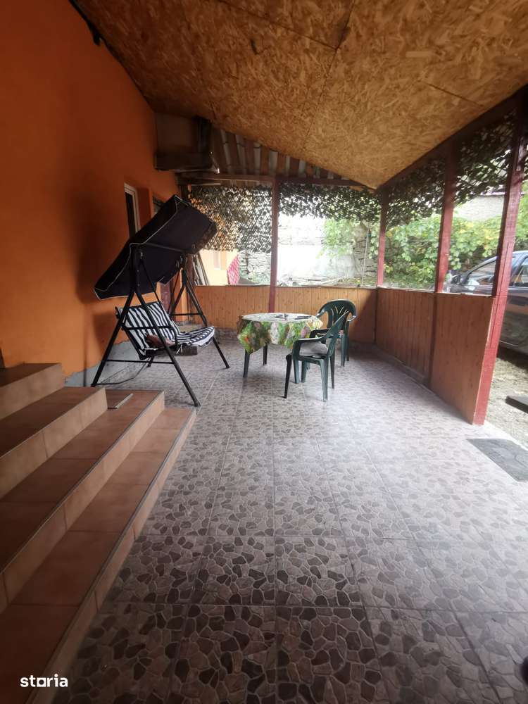 Casa cu 3 camere Com Ungra-8