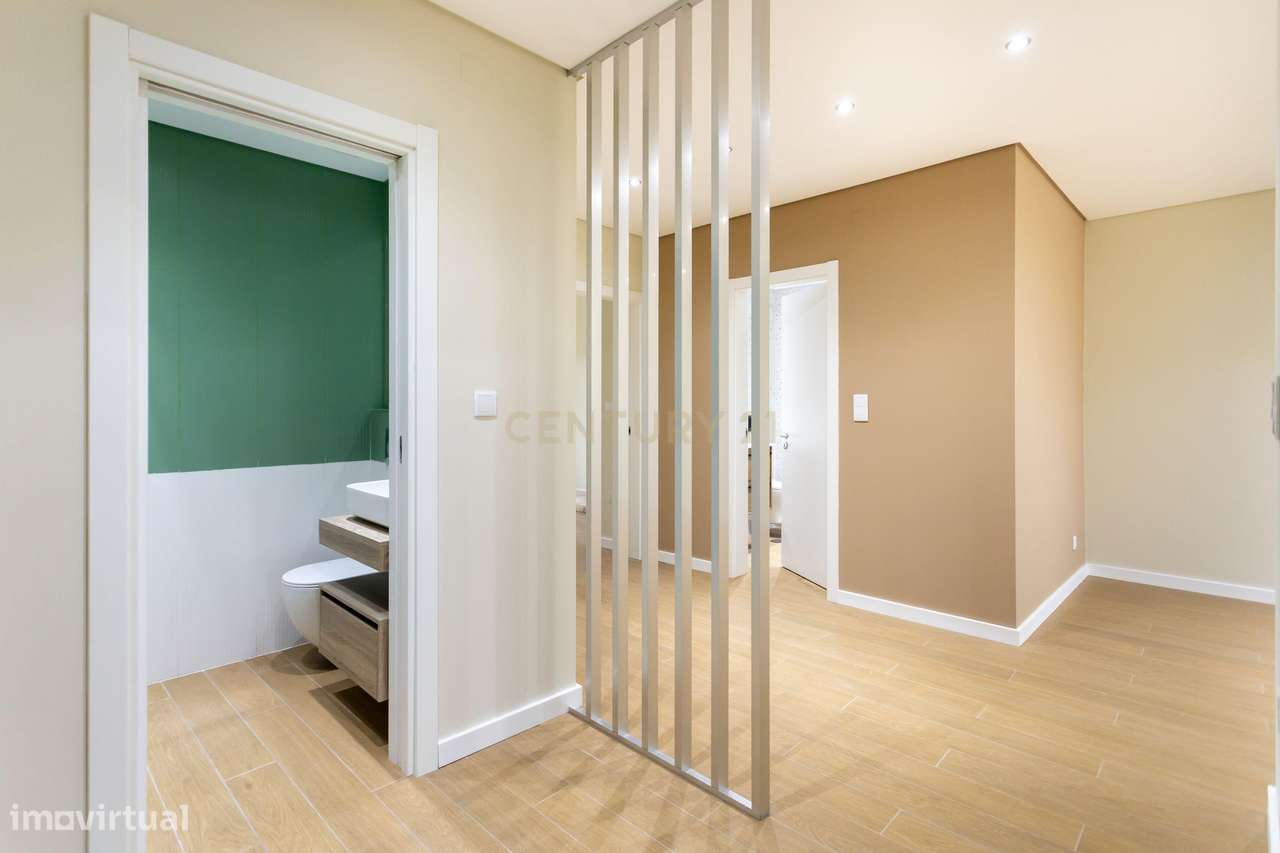 Apartamento T3 Renovado em Seixal Com Varanda - Grande imagem: 4/39