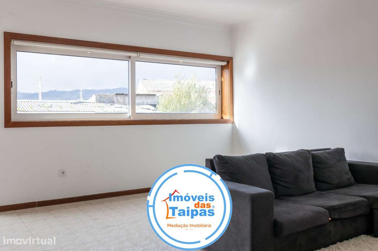 Vende-se Apartamento T3, em Barco, Guimarães-4