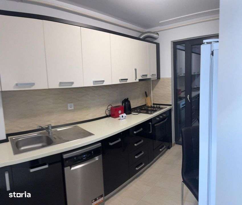 Apartament 2 camere complex Balcescu Residence, zona Nord, parcare pri - Imagine principală: 3/11