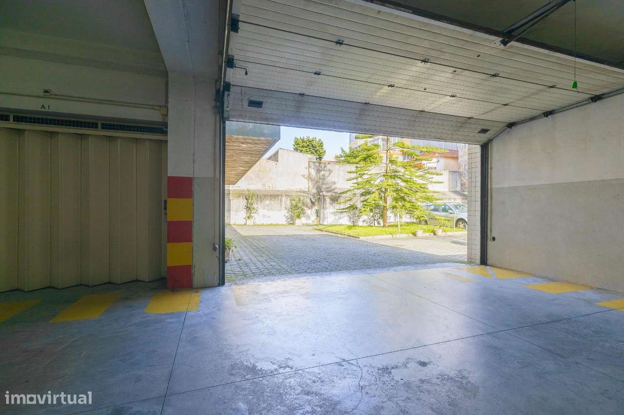 Apartamento T3 Exclusivo na Rua Soares dos Reis – Vila Nova de Gaia-33