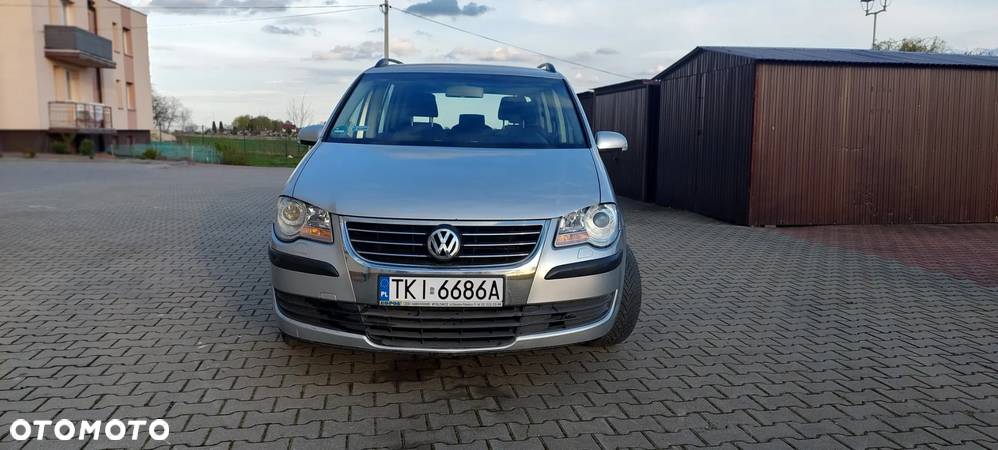 Volkswagen Touran 1.9 TDI DPF Blue Motion Highline - 2