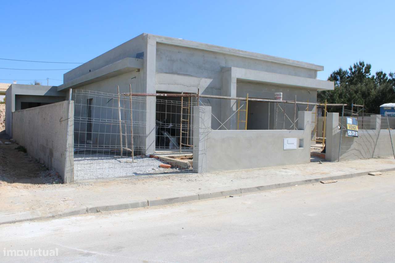 Moradia T3 isolada com piscina e garagem em Palmela Quinta da Marques - Grande imagem: 3/11