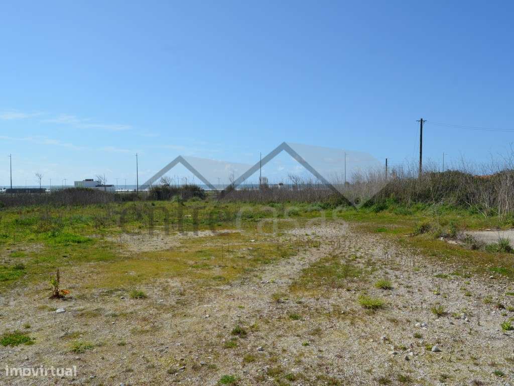 Armazém + Terreno - Grande imagem: 3/8