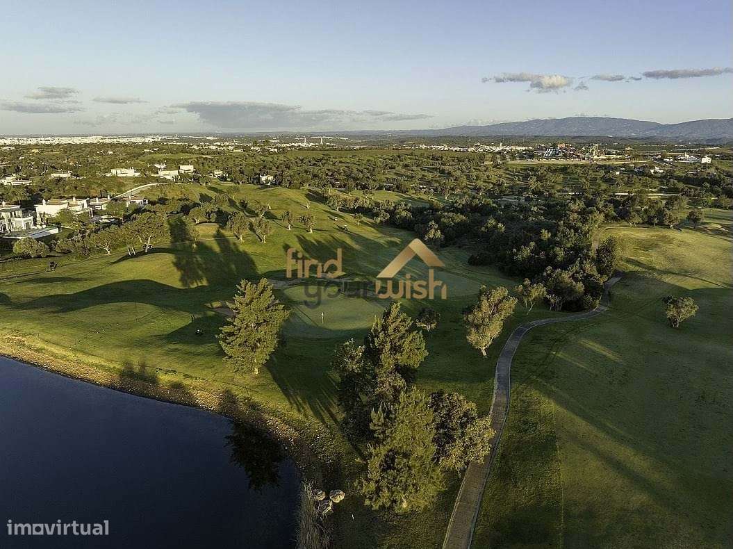 Apartamento T3 com vista para o campo de golfe de Vale da Pinta – Alga-6