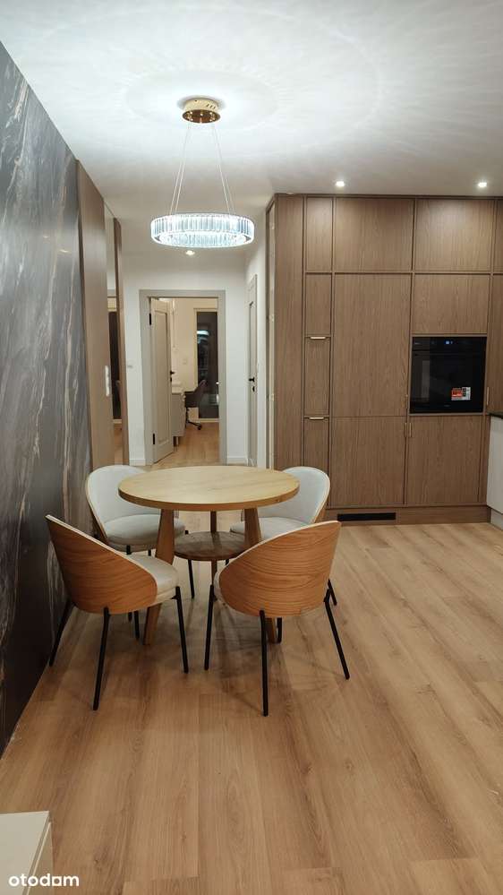 3-pokojowy w pełni urządzony apartament - nowy, nigdy niezamieszkały-4