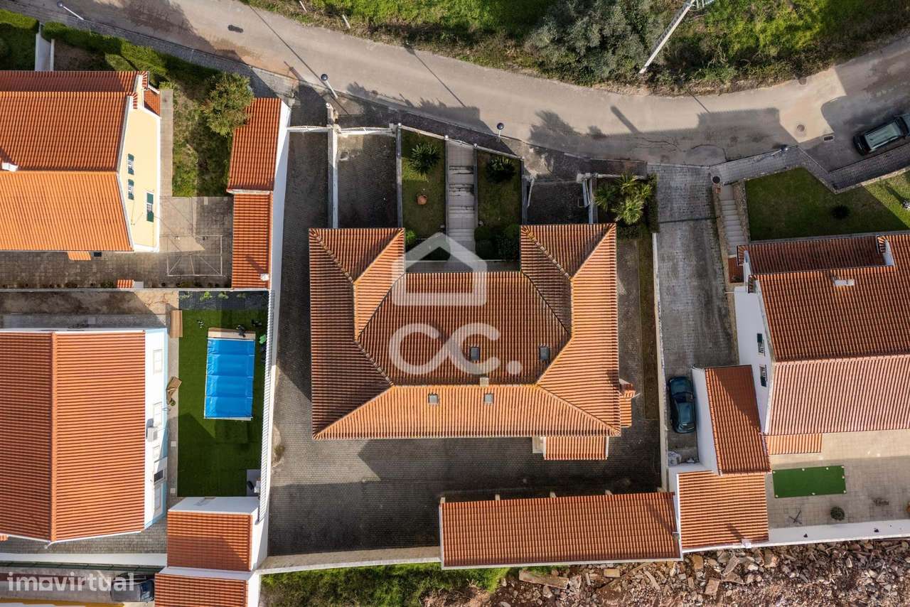 Moradia T4+3 de Prestígio em Vila Nova – Cadaval-57