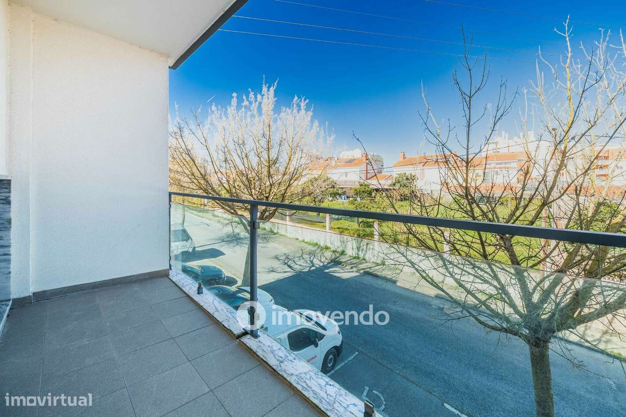 Apartamento T4 Duplex, com estacionamento e arrecadação, no Barreiro-22