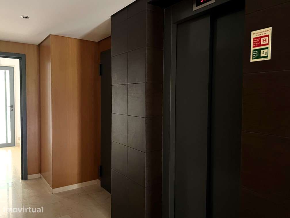 Excelente T2 Quinta do Conventinho / Stº Ant Cavaleiros-25