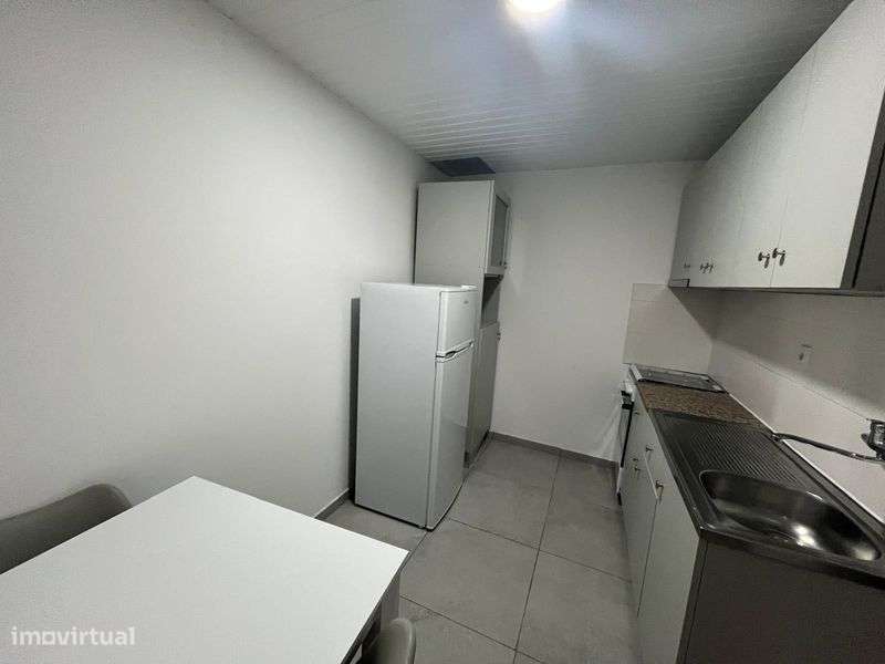 Moradia T3- Aluga-se - Grande imagem: 5/9