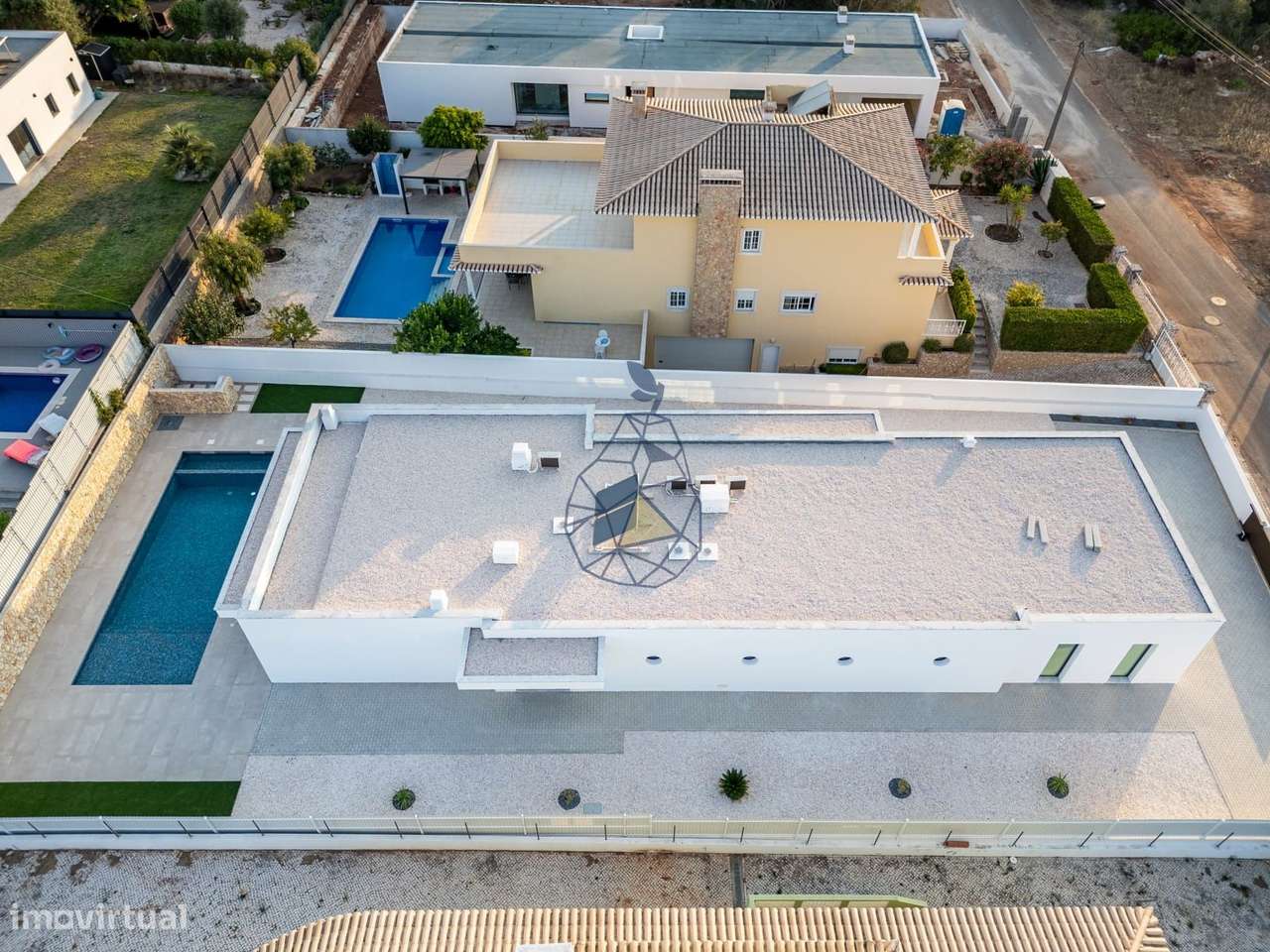 Moradia Nova com Piscina na Urbanização Monte Canelas - Portimão-6