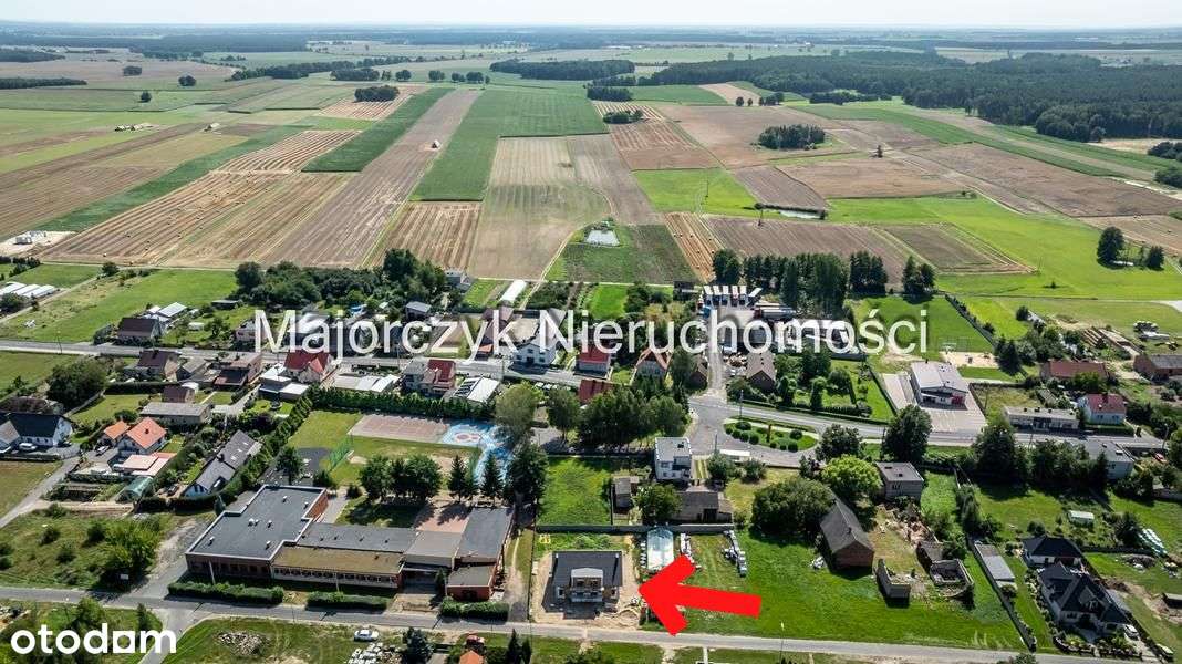 Lokale bliźniacze w Jezierzycach Kościelnych, ul. Szkolna-11