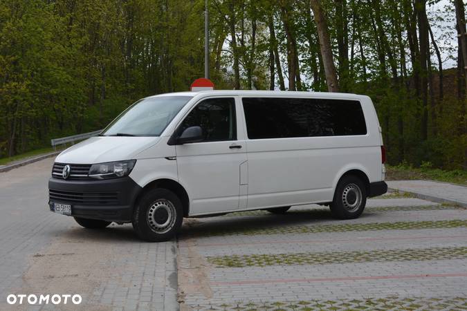 Volkswagen Caravelle - 2