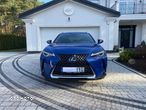 Lexus UX - 4