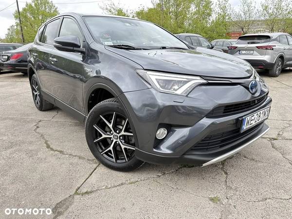 Toyota RAV4 - 1