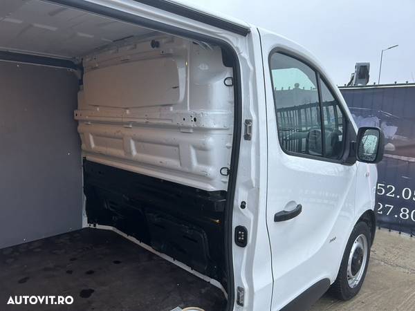 Opel Vivaro Biturbo - 22