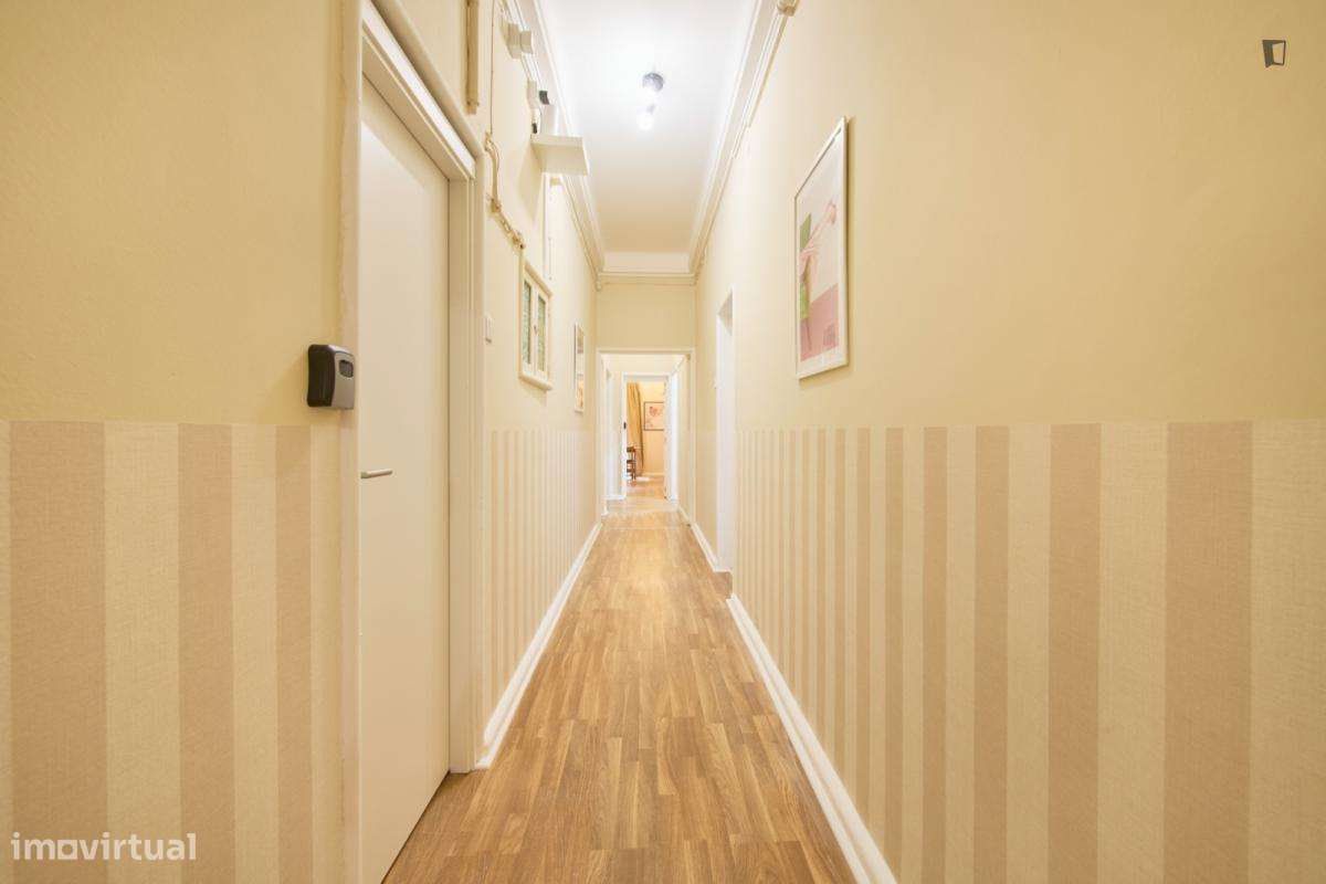 Quarto - localizado em Alameda Lisbon - Grande imagem: 5/10