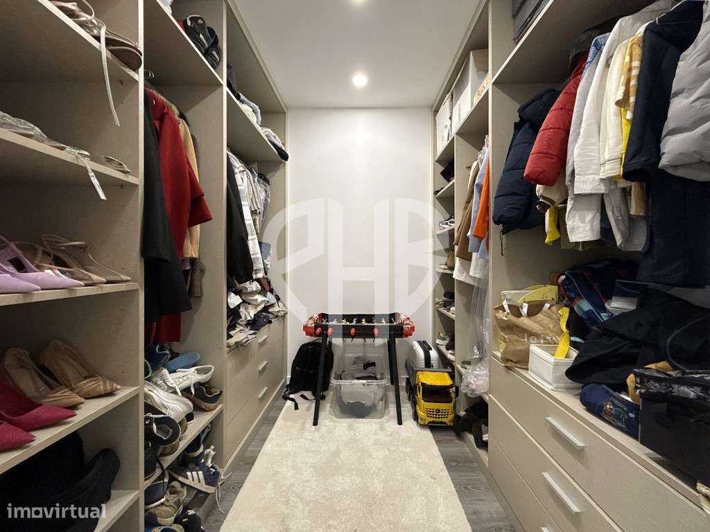 Apartamento T4 Duplex 3/ Suites com Vista Lisboa / Rio Tejo-32