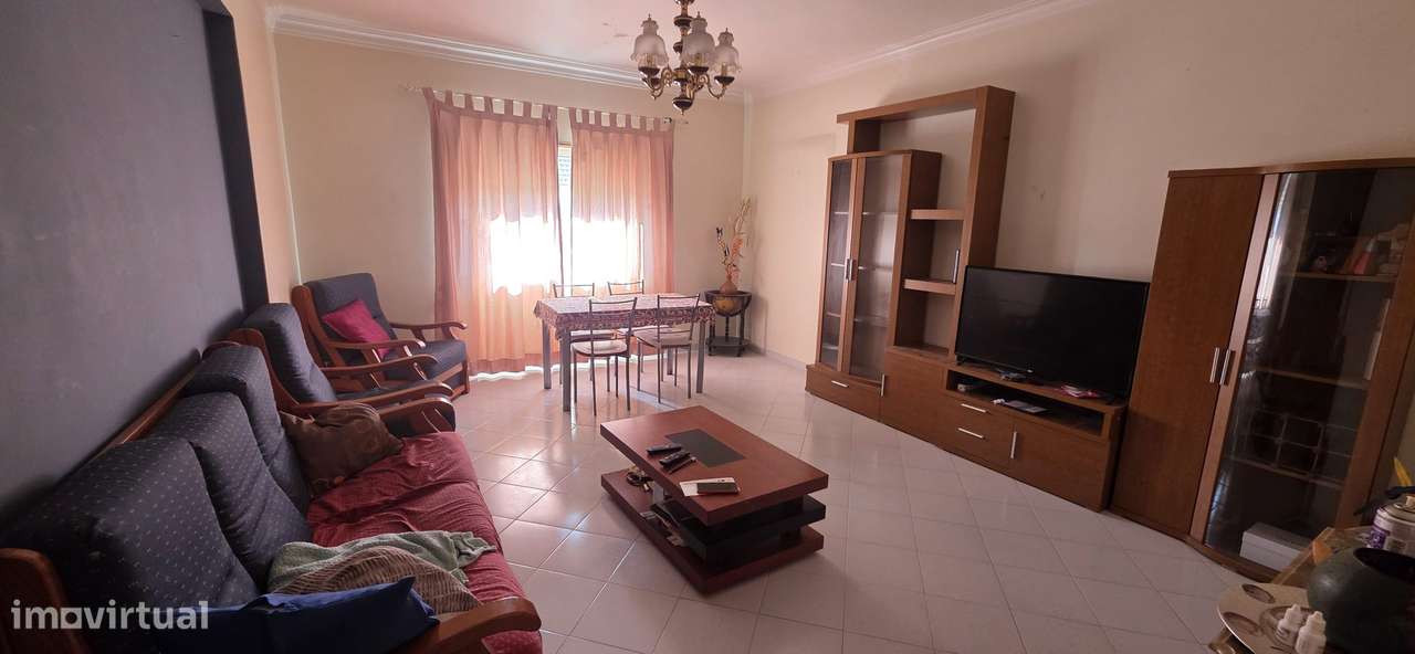 T2 na Serra das Minas com excelente localização e boas áreas-2