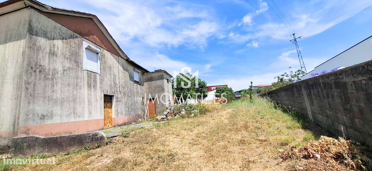 Moradia T3 isolada para reabilitação total - São Romão do Coronado-5