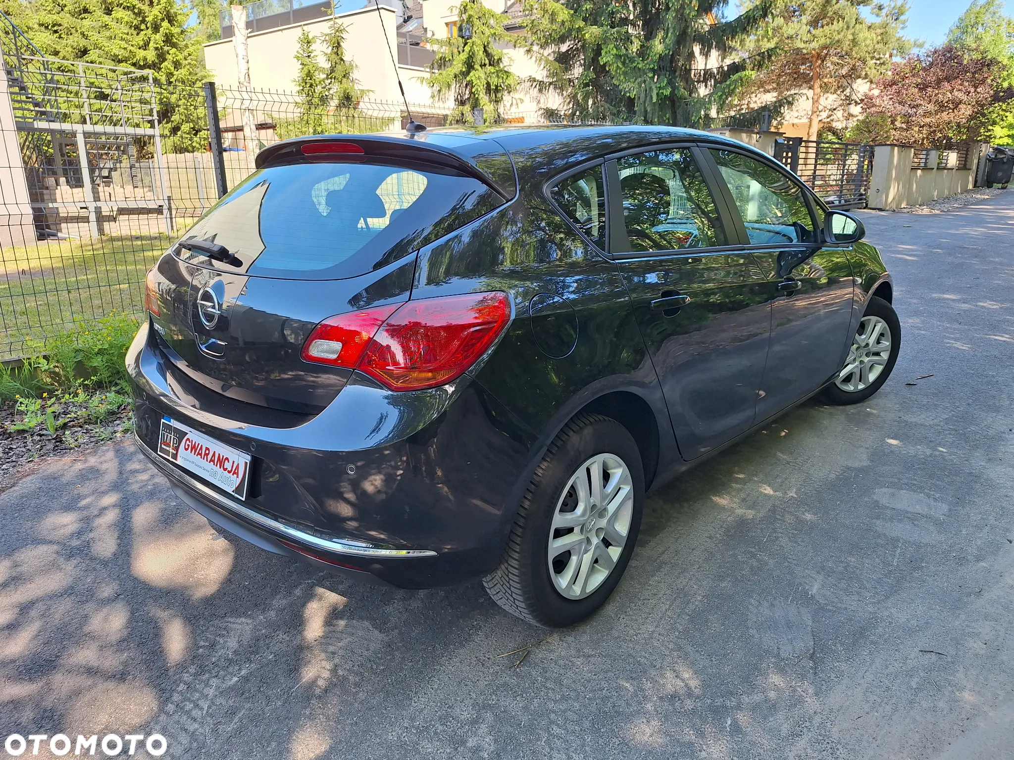 Opel Astra 1.6 Color Edition - 4