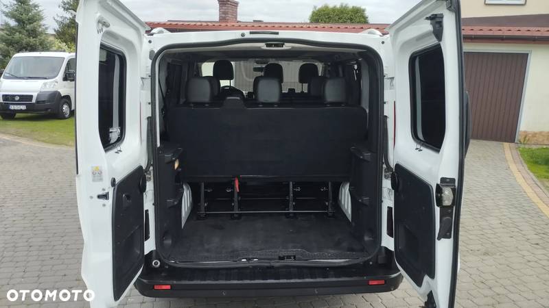 Renault Trafic - 21