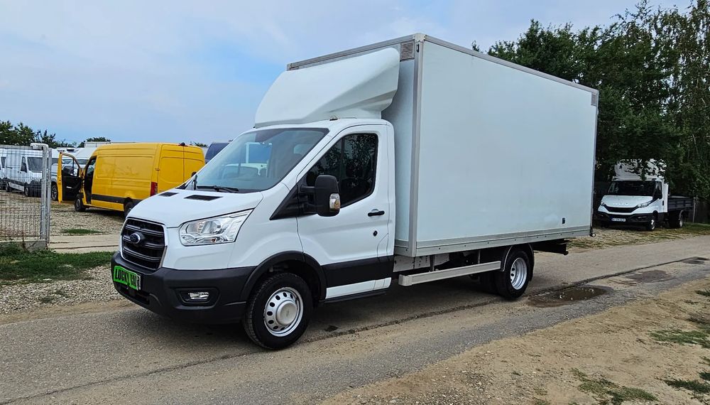 Ford Transit 2021