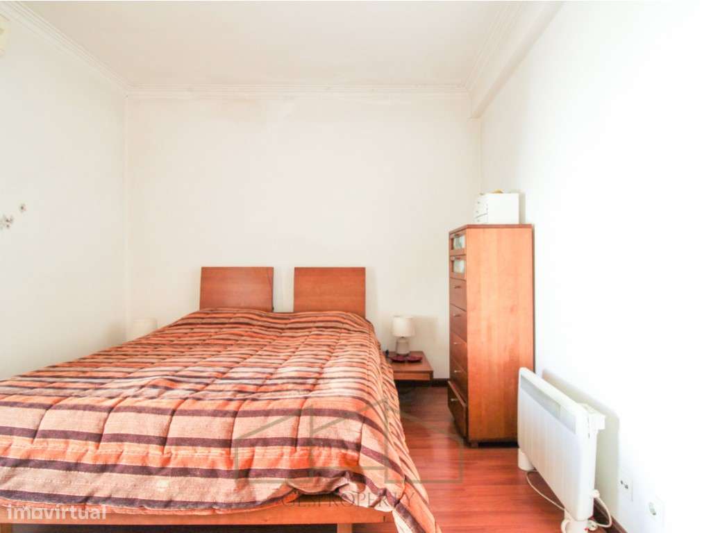 Moradia T3 nos Foros da Amora-22