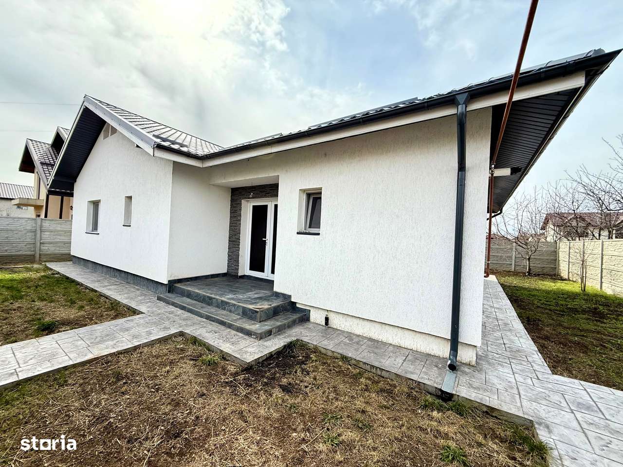 Casa cocheta | P+Pod | 3 camere | Teren 400mp - Imagine principală: 2/14