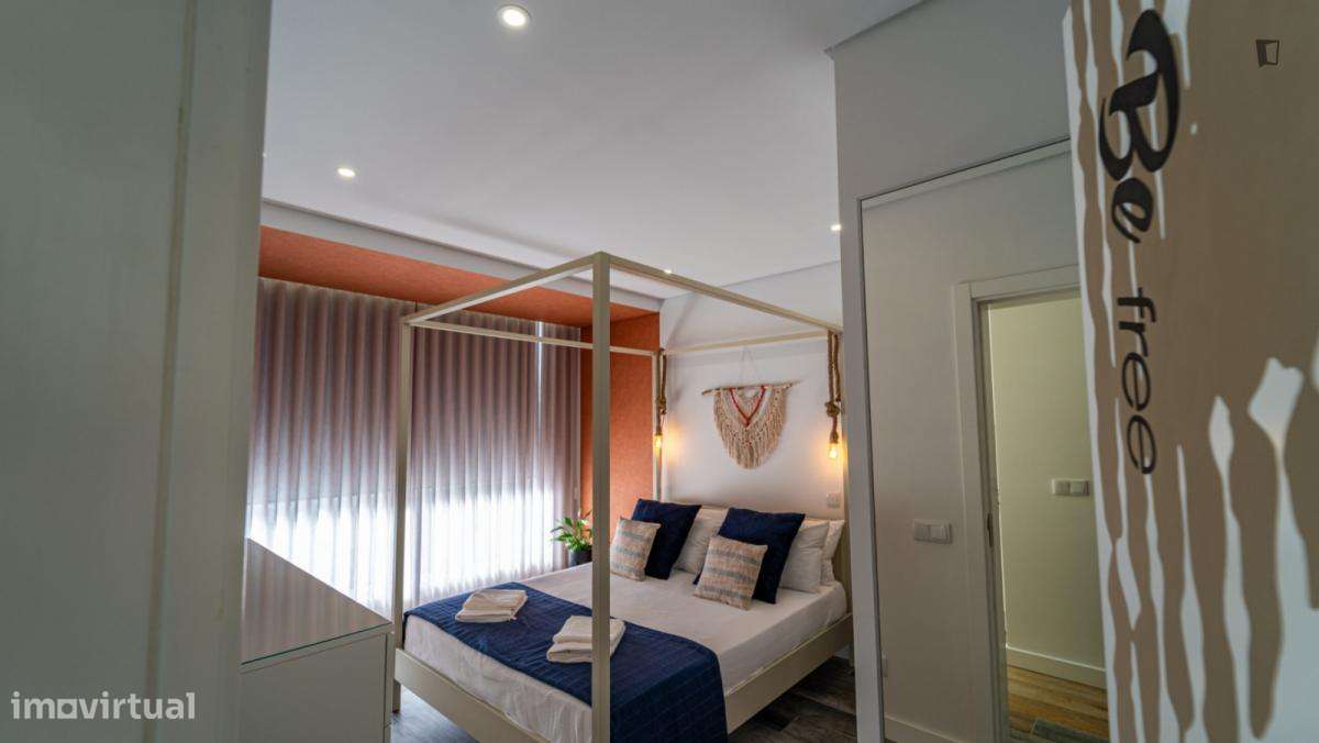 Quarto - localizado em Faro - Grande imagem: 2/33