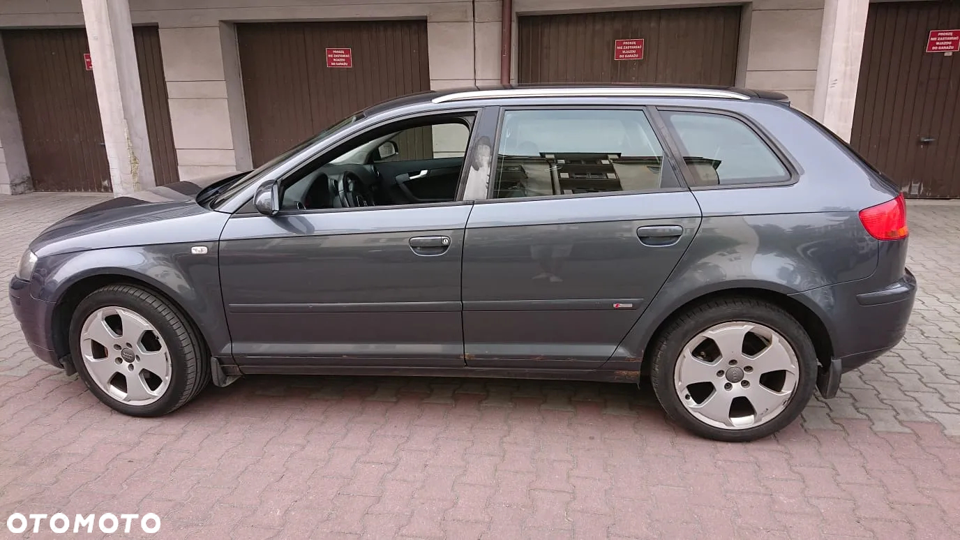 Audi A3 1.6 Ambiente - 3