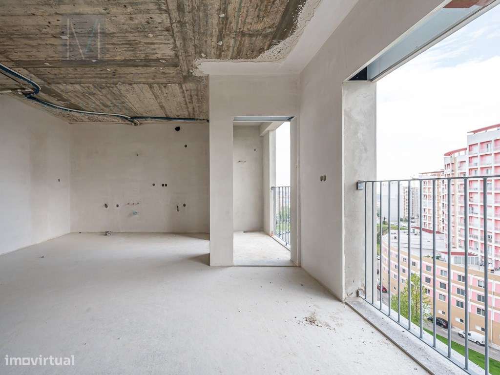 Apartamento T2 com Terraço em Santa Marta do Pinhal - Corroios - Grande imagem: 4/10