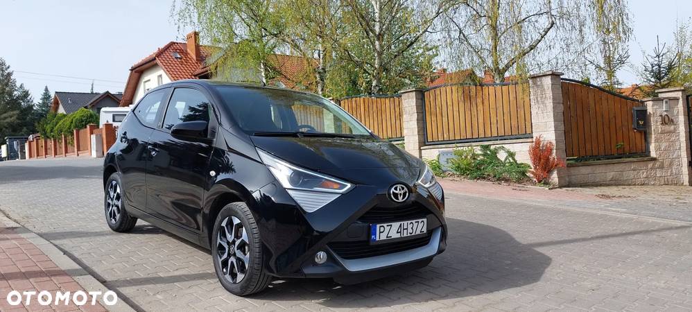 Toyota Aygo x-play Team Deutschland - 1