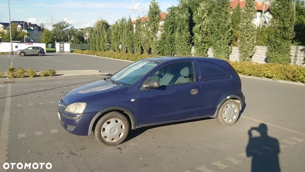 Opel Corsa - 3