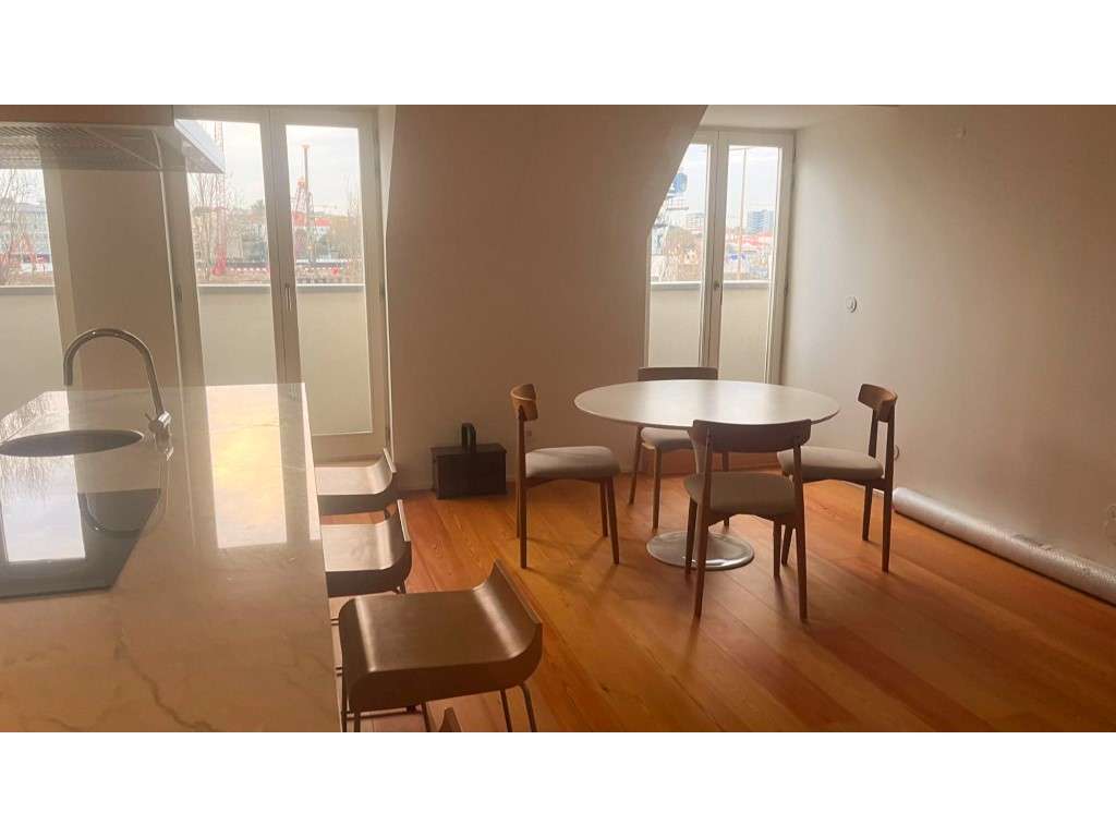 T1 Mobilado - Mercado de Matosinhos - Grande imagem: 2/13