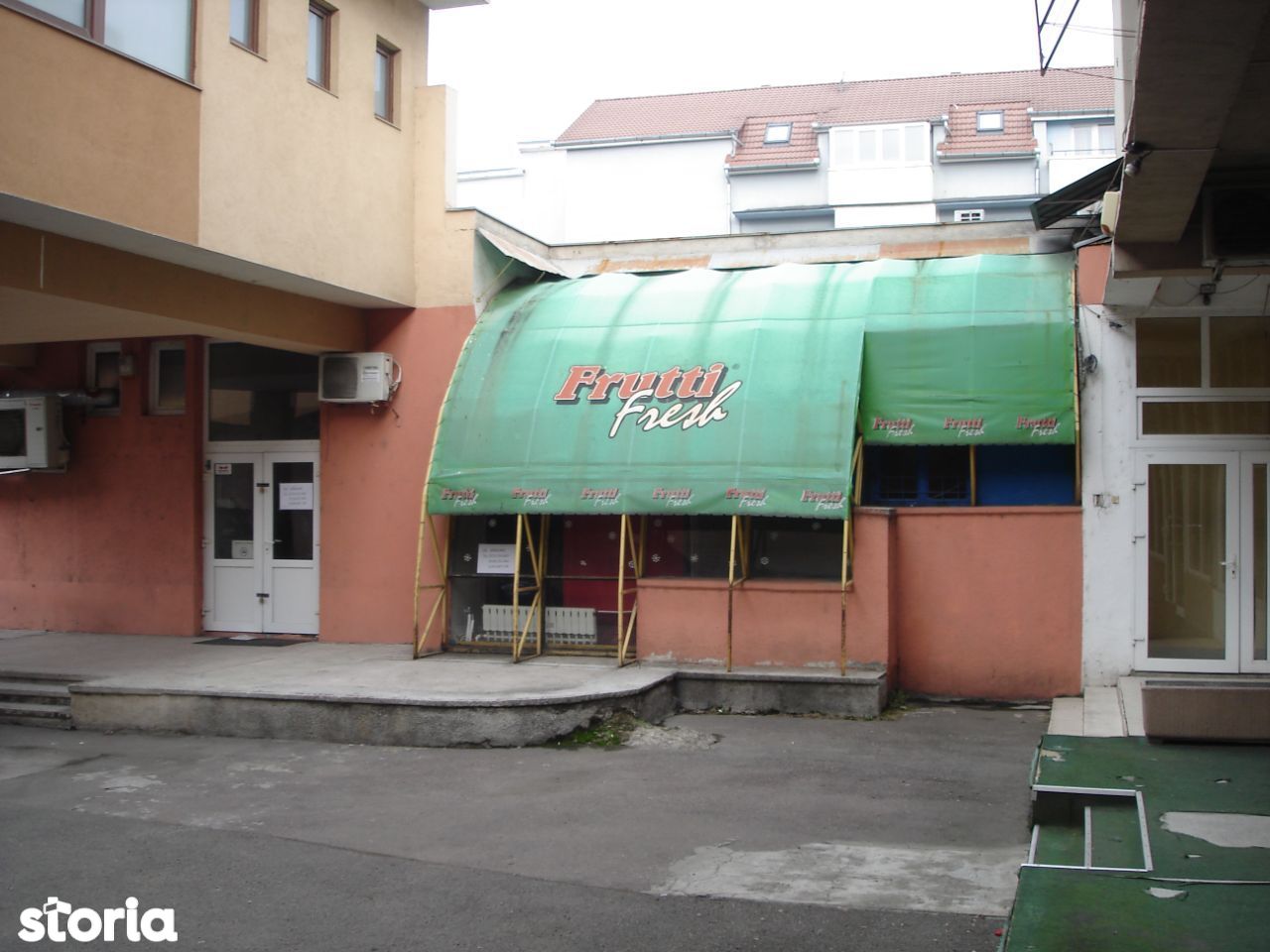 De vânzare spatiul comercial în strada Cantemir, Oradea