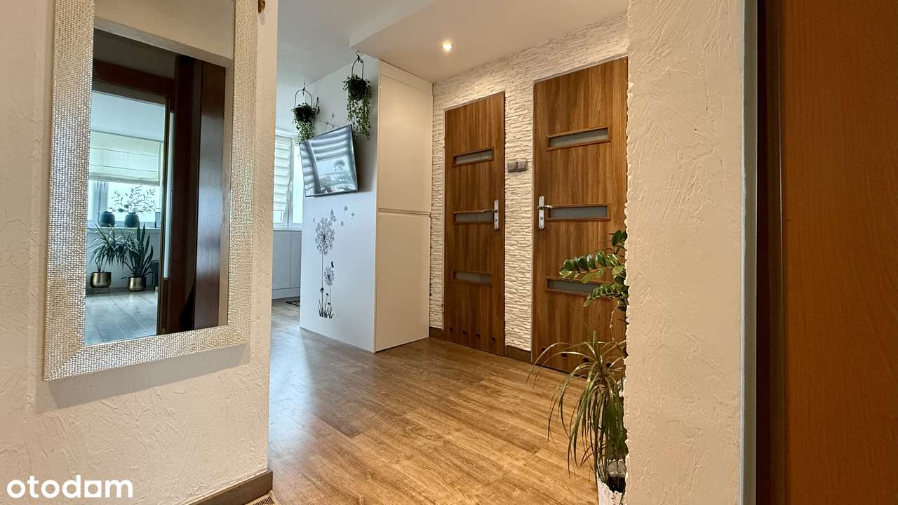 Przestronne 3-pokojowe mieszkanie po generalnym remoncie-13
