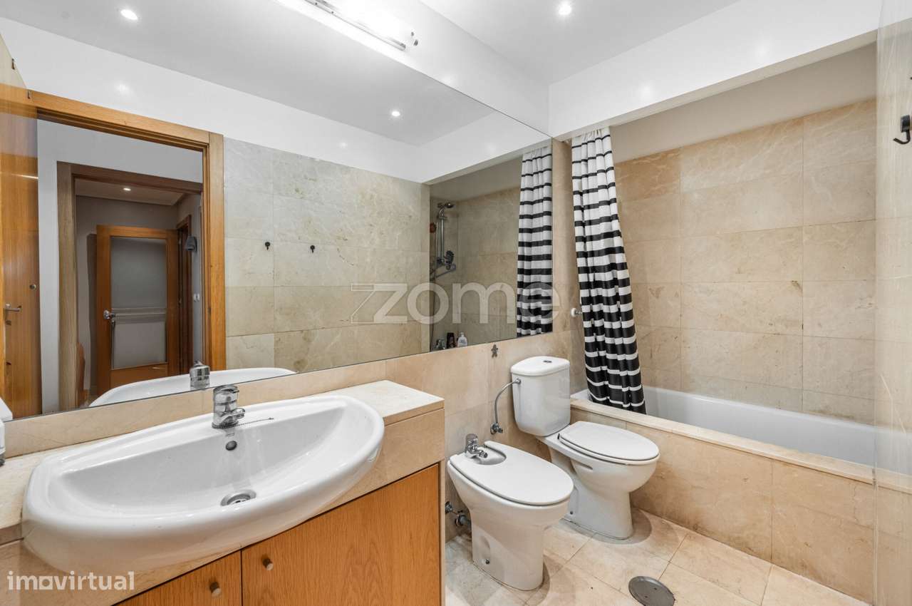 Apartamento T2 em Ponte de Moreira na Maia-16