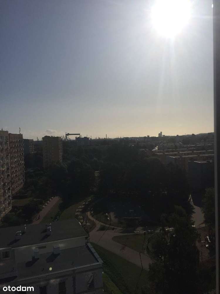 Atrakcyjne dobrze skomunikowane z widokiem na port i zatoke