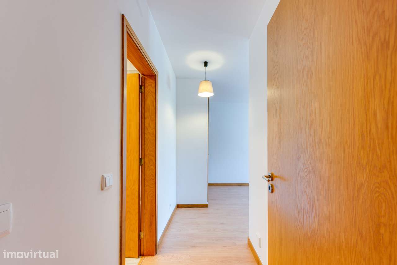 Apartamento T3 Venda em Ramalde,Porto-24