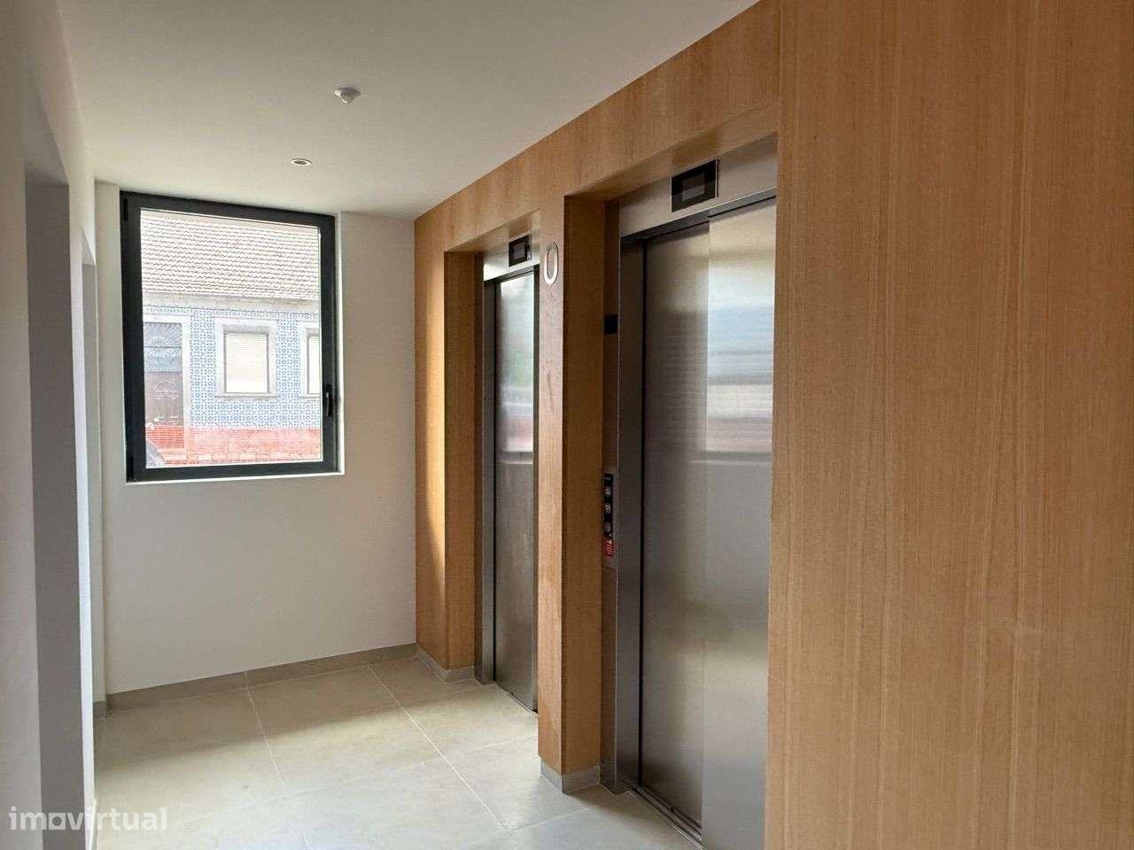 T2 Porto com terraço 28m2 - Grande imagem: 2/30