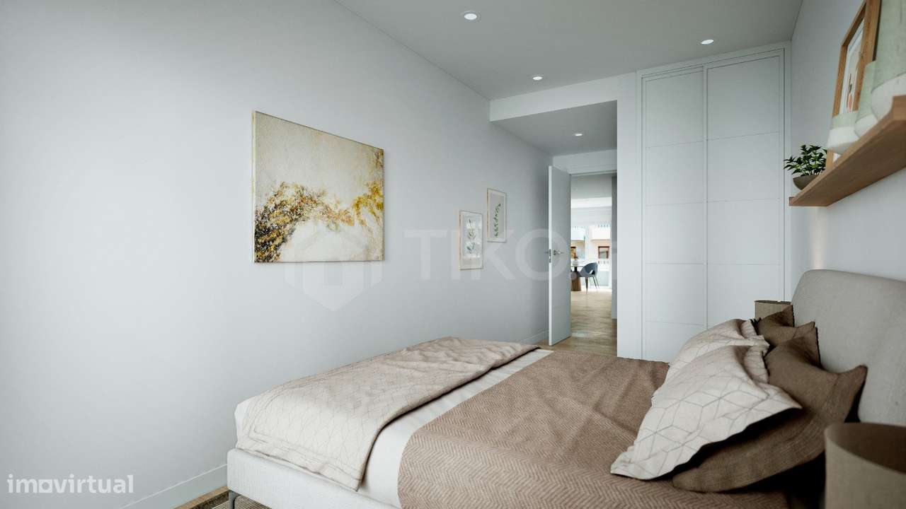 T3 Remodelado com Garagem | Zona Residencial em Forte Crescimento – Po - Grande imagem: 4/25