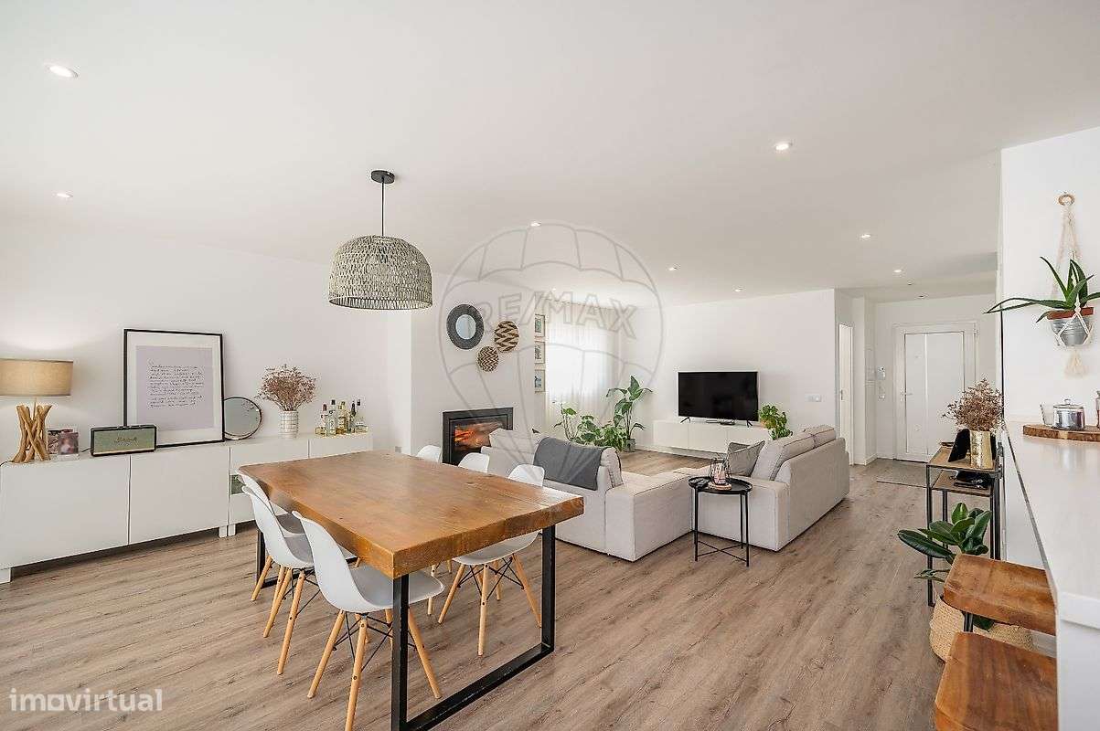 Moradia T4 para venda-23