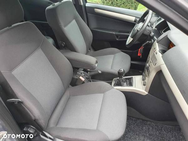 Opel Astra III 1.8 Enjoy - 22