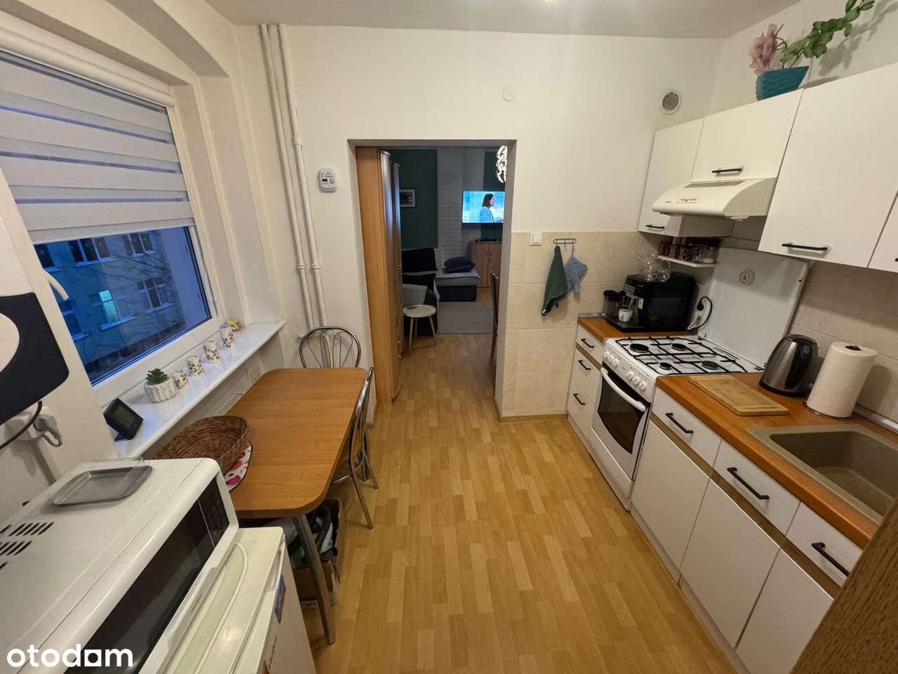 Kawalerka z balkonem w centrum Szklarskiej Poręby-3