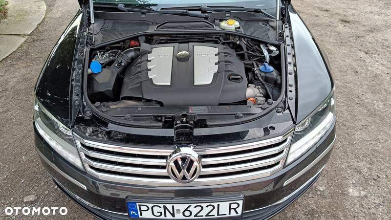 Volkswagen Phaeton - 31