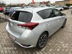 Toyota Auris - 3