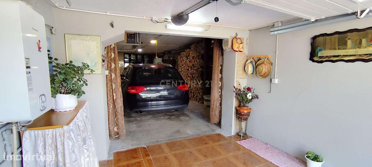 Moradia T4 com Garagem em Vilarelho da Raia, Chaves - Grande imagem: 5/28