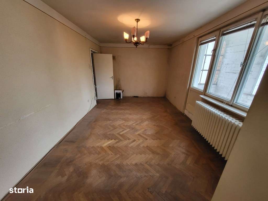 Apartament 3 camere – Târgu Mureș, Dâmbu Pietros (zona Piața de zi)-1